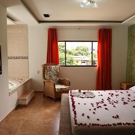 Hotel Anamichu Suites เมลการ์ ภายนอก รูปภาพ