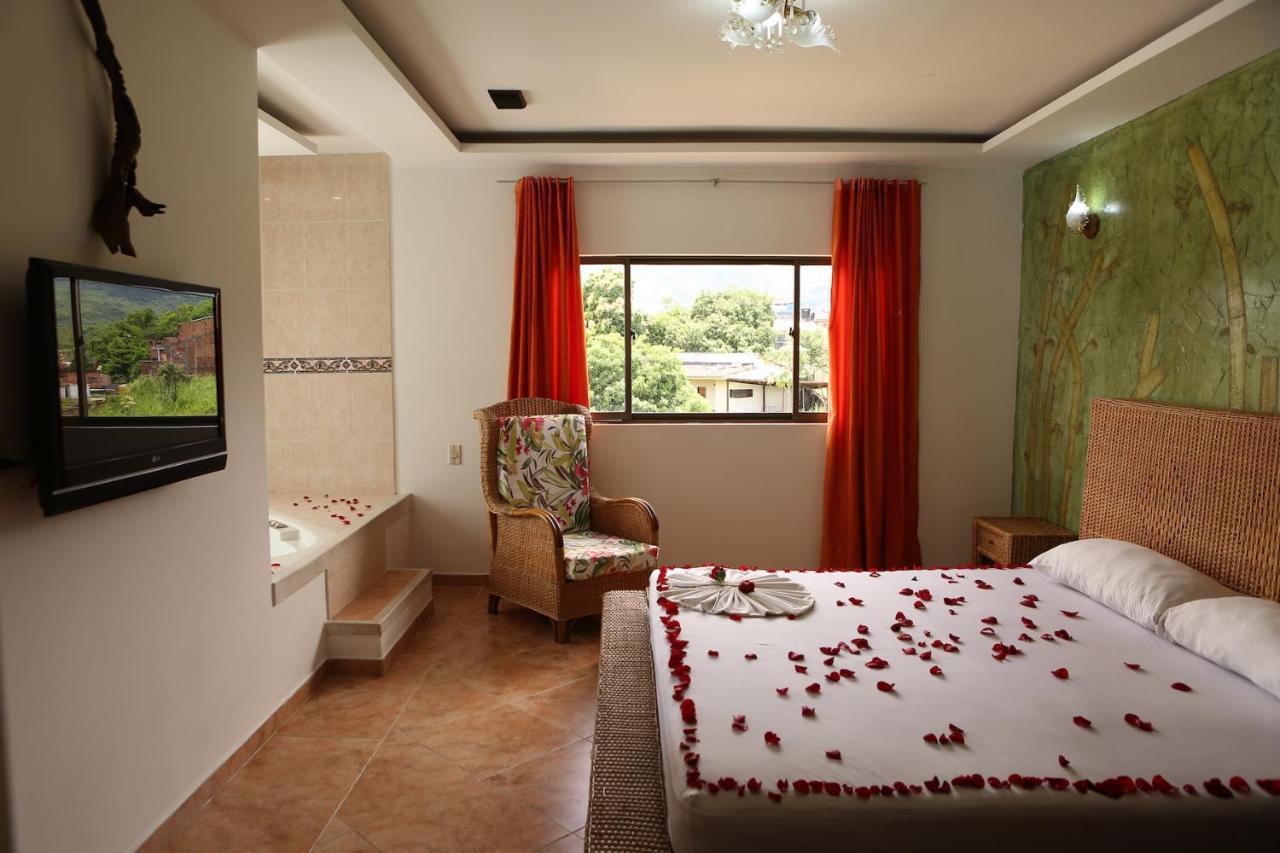 Hotel Anamichu Suites เมลการ์ ภายนอก รูปภาพ