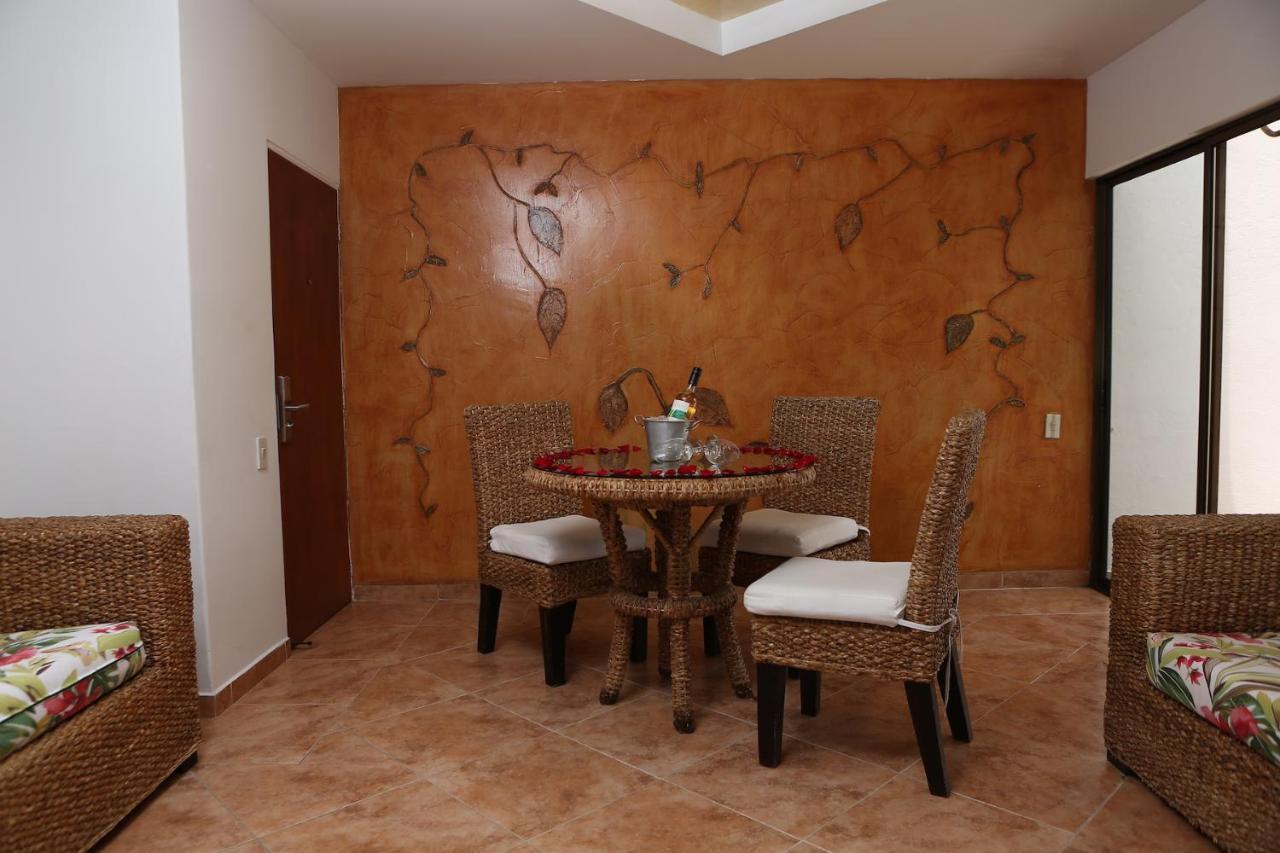Hotel Anamichu Suites เมลการ์ ภายนอก รูปภาพ