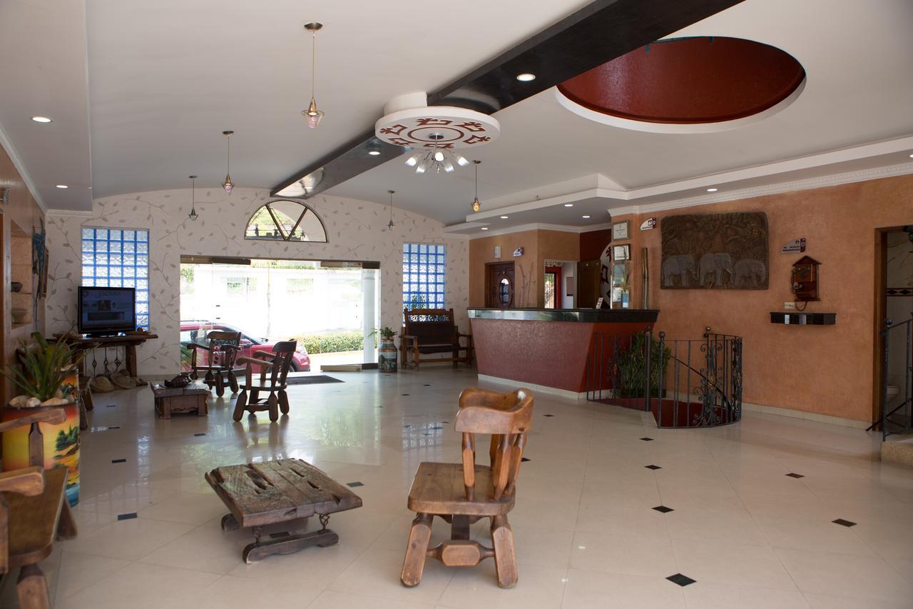 Hotel Anamichu Suites เมลการ์ ภายนอก รูปภาพ